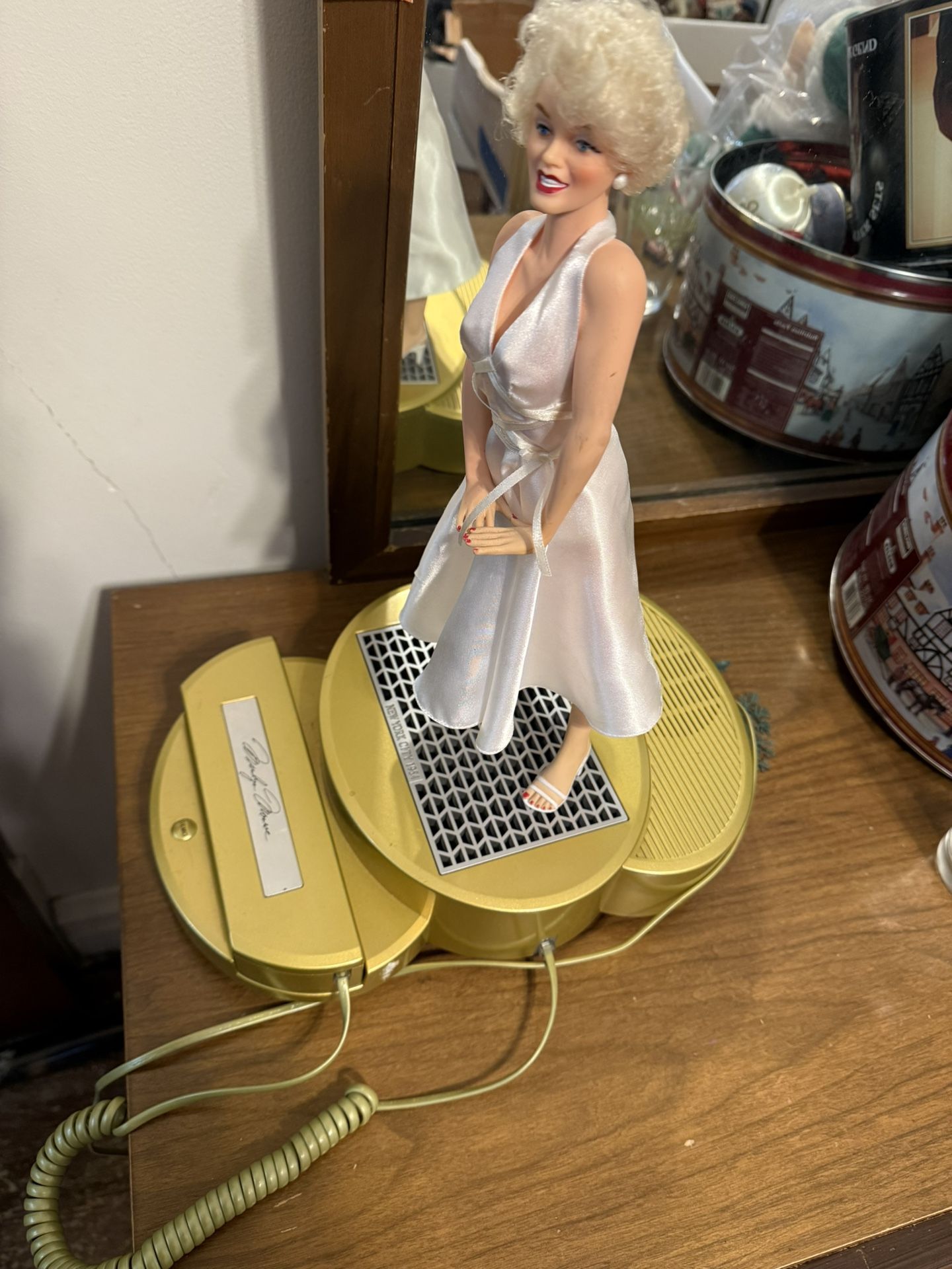 Marylin Monroe Phone