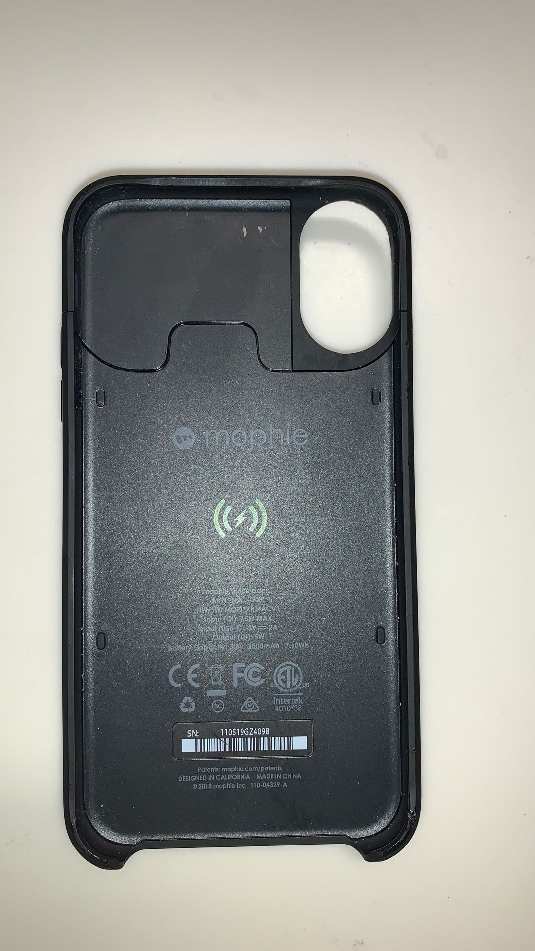 Mophie iPhone xr charging case