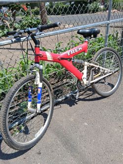Trek Full Suspension Mountain Bike