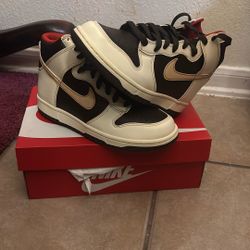 Nike Dunk High 