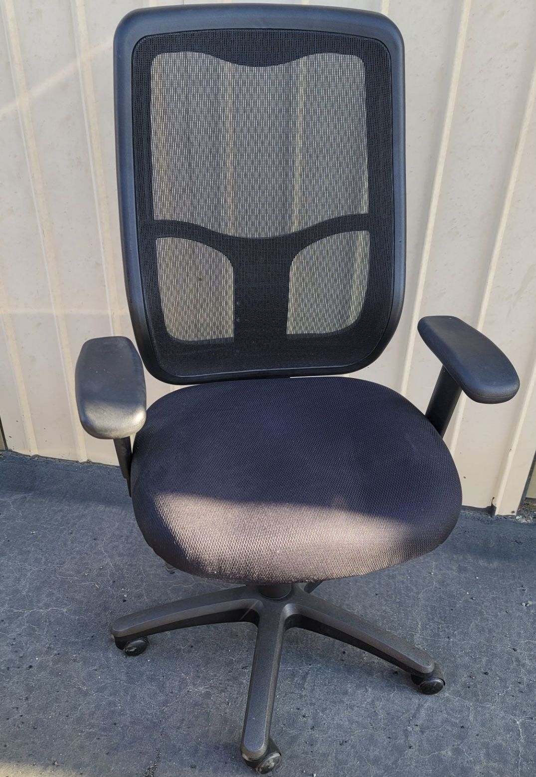 Desk/Office Chair For Sale!