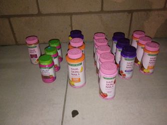 Natures bounty vitamins & EOS Lotion