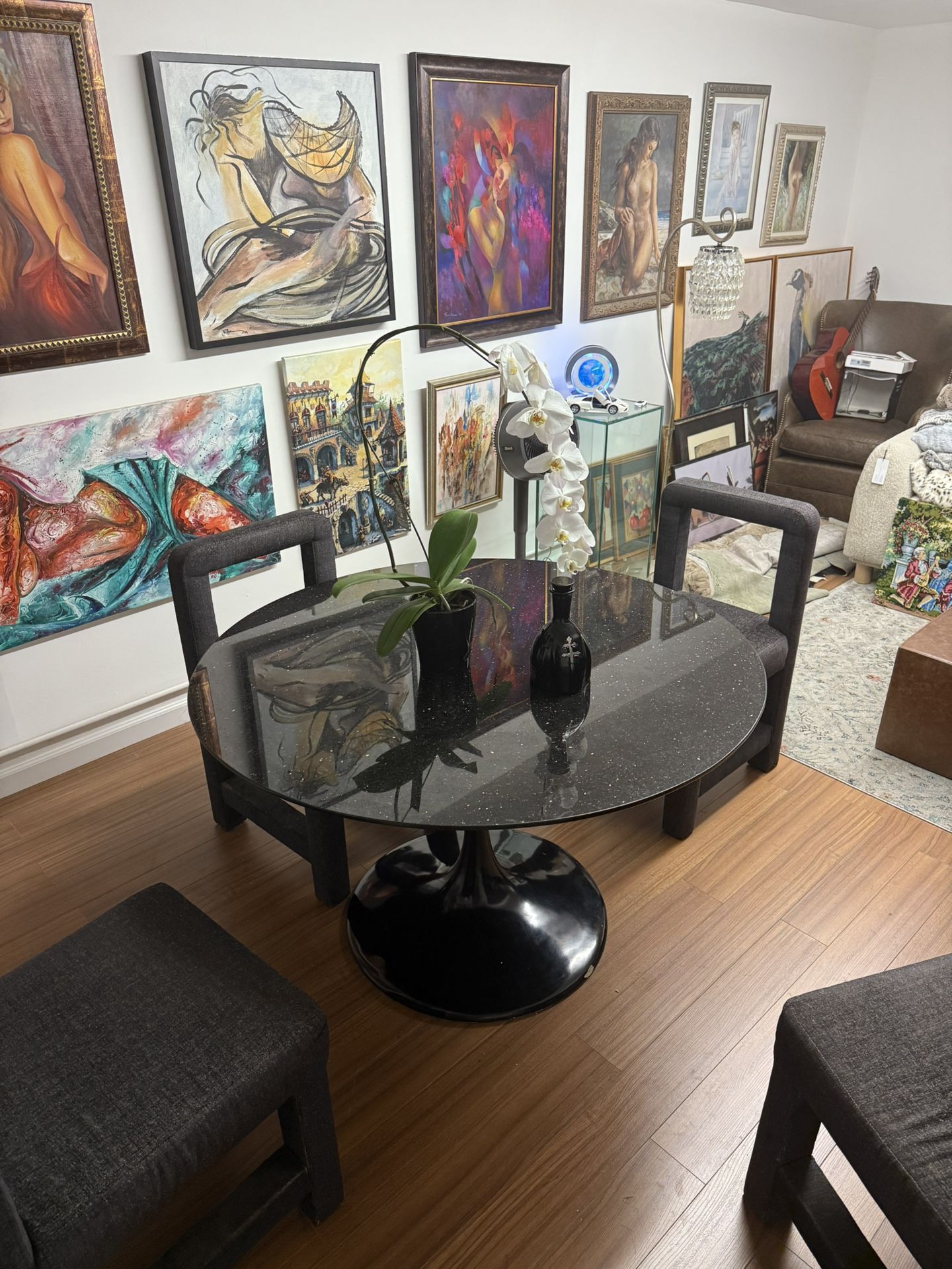 Round Black Dining Table Granite
