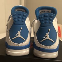 Jordan 4