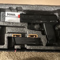 Nerf Airsoft KWA USP Gas Blowback
