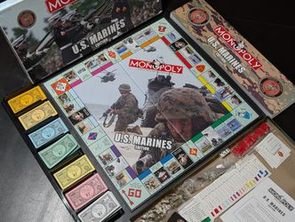 Monopoly: U.S. Marines Edition (2005) - Complete Collector’s Set Very Good Condition