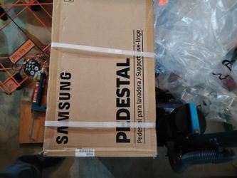 Samsung Universal Pedestal For Washer Or Dryer  Laundry 27-in