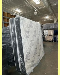 King size mattress / Colchón