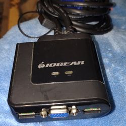 LOGEAR Adapter TWO COMPUTERS ONE MONITER