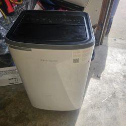 Frigidaire 10,000btu Portable Ac