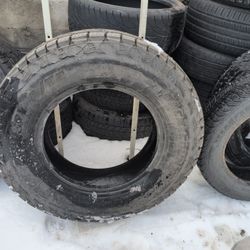 bAck country A/T2 DEANTIRES LT225/75 R16 115/112R used
