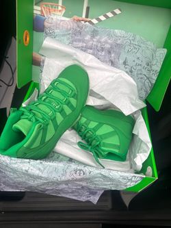 Green Screen 11s