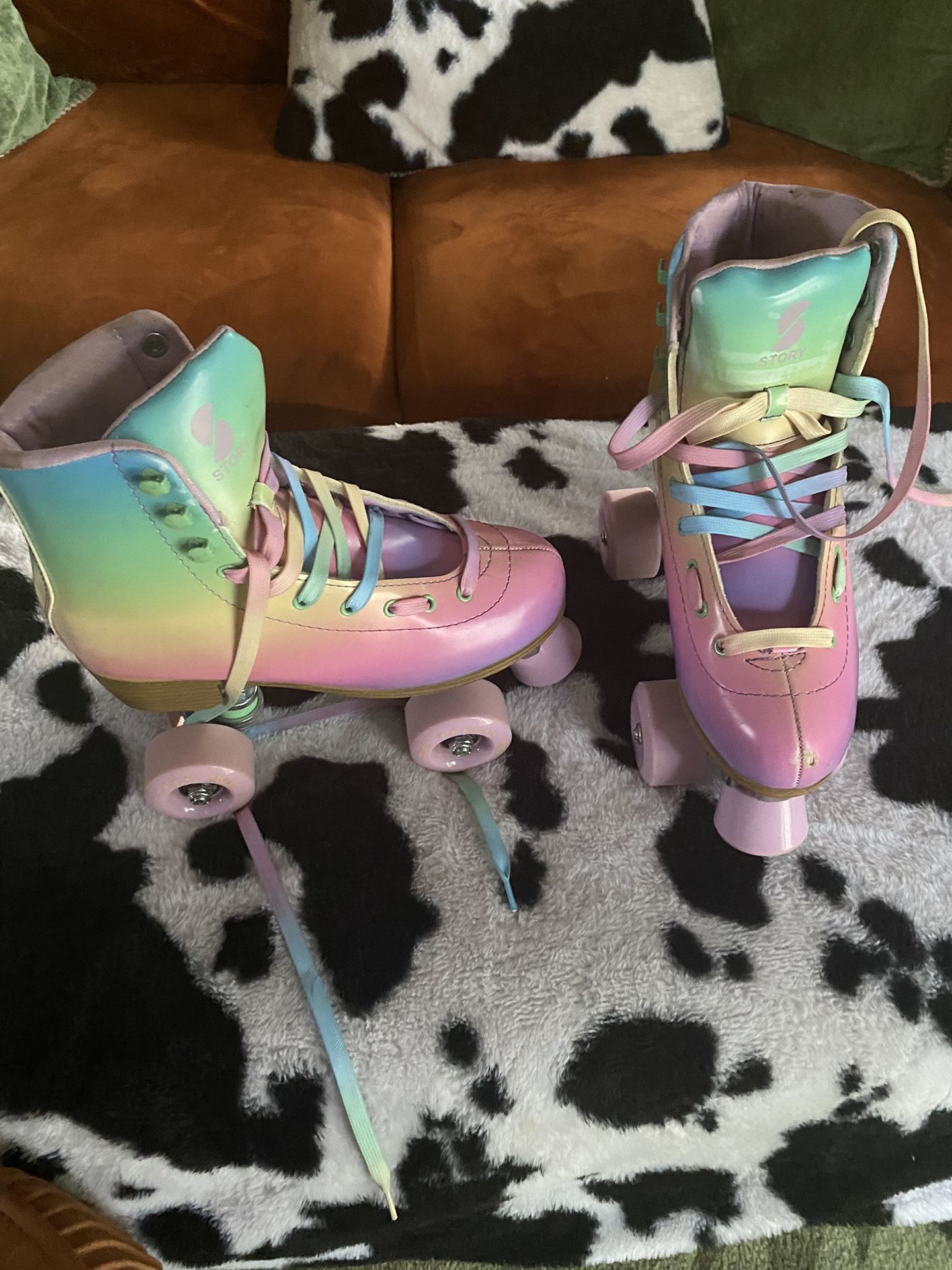 Story Brand Roller Skates Pastel Rainbow Size 7US