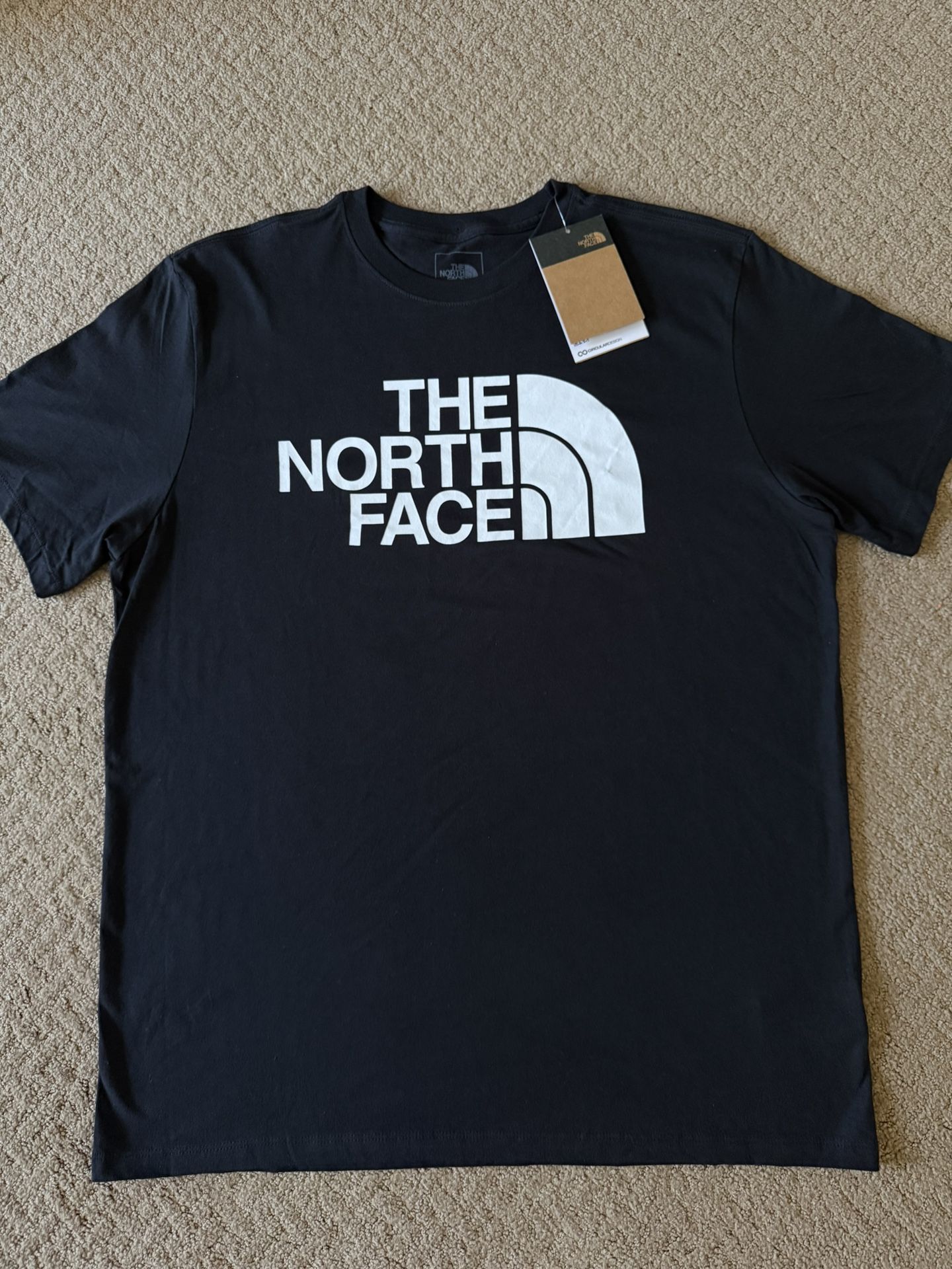 NEW The North Face Half Dome Black Short Sleeve Tee Men’s Size Large