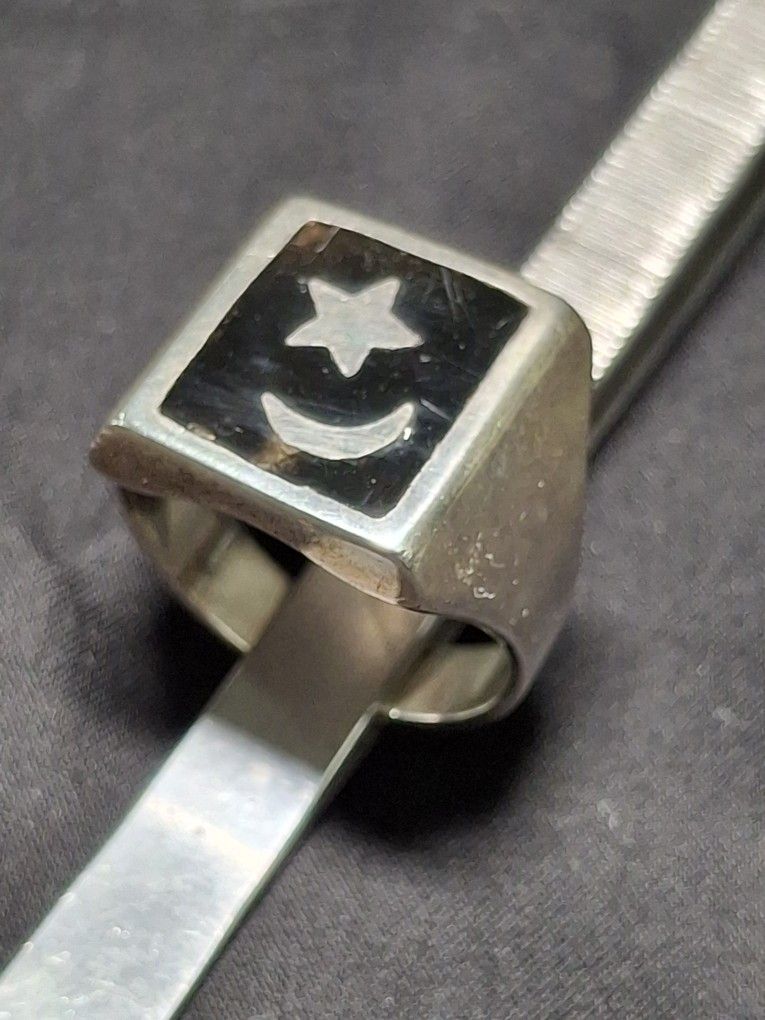 Sterling Silver Gents Ring Moon & Star W Onyx Stone Handmade 17.7 GR SIZE 12