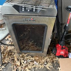 Charbroil Electric Smoker 