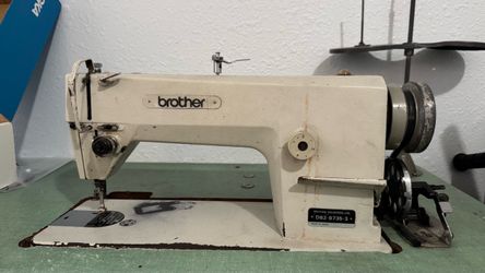 Industrial Sewing Machine BUNDLE *NEED GONE*