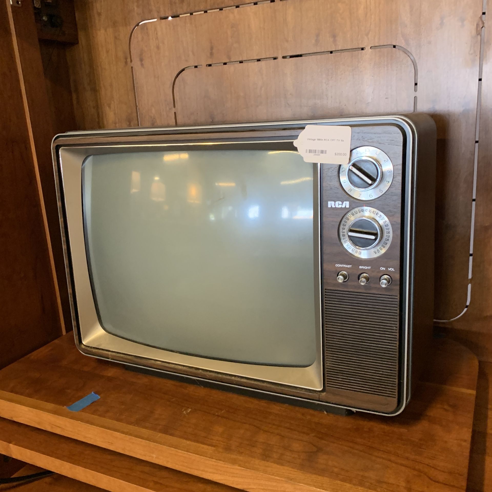 Vintage 1980s RCA CRT TV