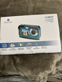 New Minolta Digital Waterproof Camera