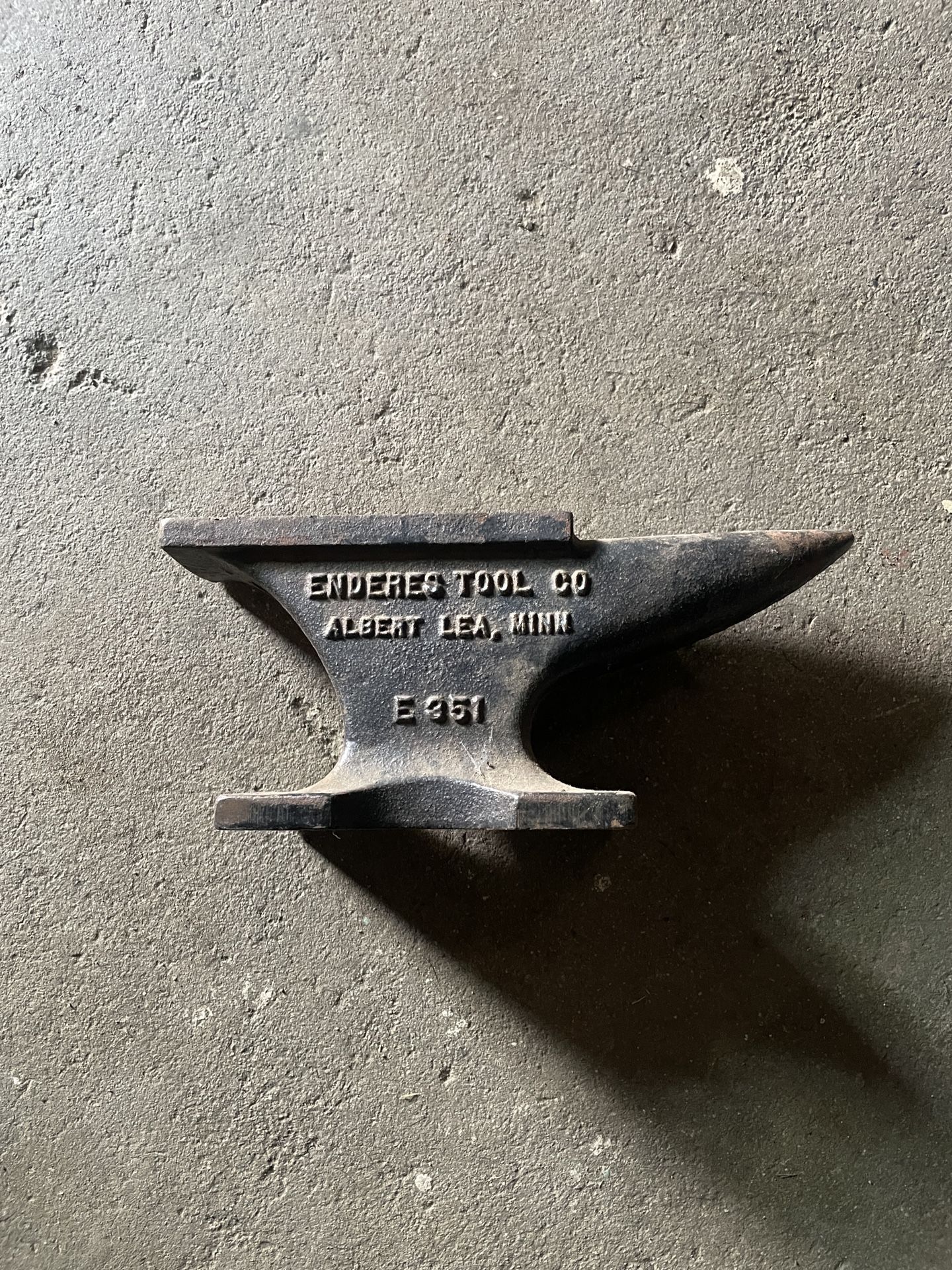 Vintage ENDERES ANVIL Model E 351