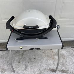 Weber Portable Grill with Weber Table