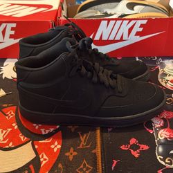 🔥   NIKE COURT VISION MID “TRIPLE BLACK” — SIZE 7.5