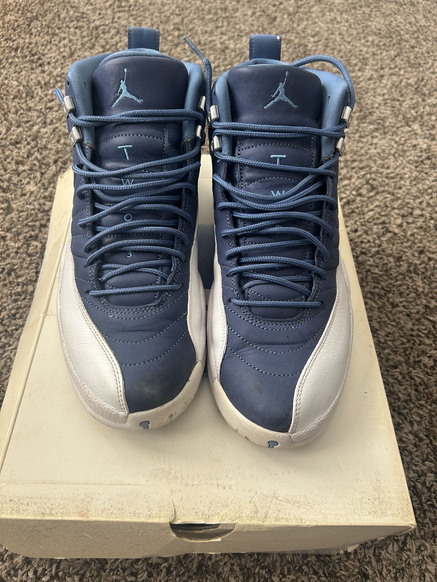 Jordan 12 Indigo ( Size 11)
