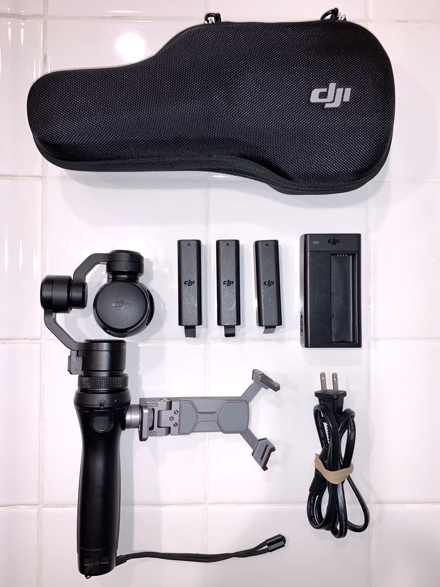 DJI Osmo Handheld 4K Camera and 3-Axis Gimbal Zenmuse X3