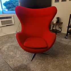 Red Lounge Chair 