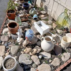 Pottery Pieces and Decor 