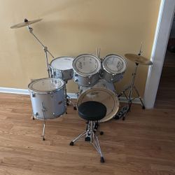 Eastar Drum Set for Adults 22 inch 5 Piece Drum Kit Teen Beginner Drums Set with Pedal Cymbals Stands Stool and Sticks