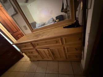 Wood dresser