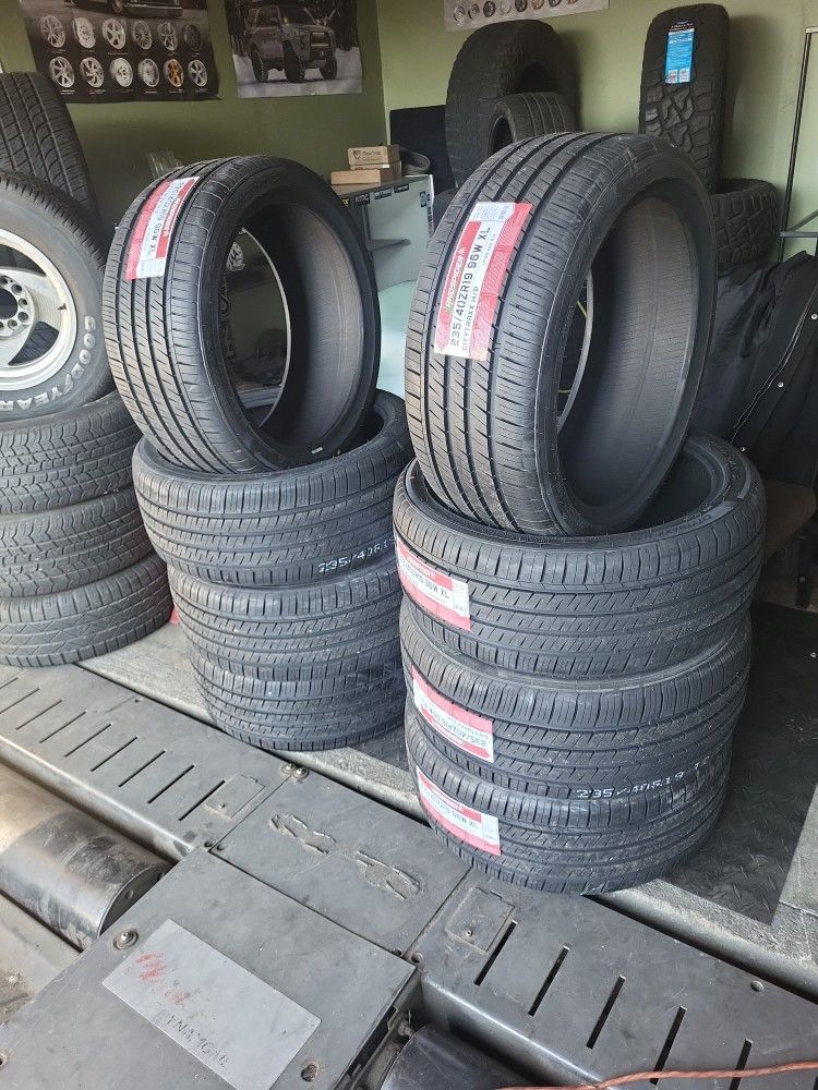 235/40/19
