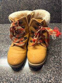 Used girls shoes 13 free