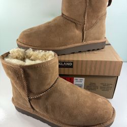 Kirkland Signature Women's Shearling Boots - Tan- size 8/ 9