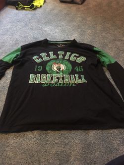 Boston Celtics long sleeve shirt size XL
