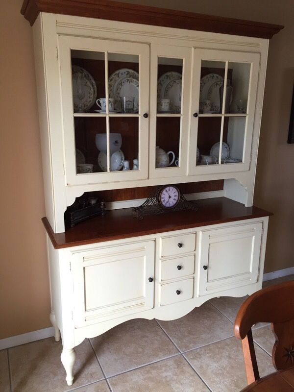 Ethan Allen Country Crossings China Cabinet For In Miami Fl Offerup