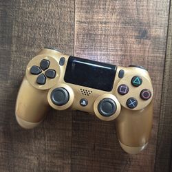 PS4 Controllers 