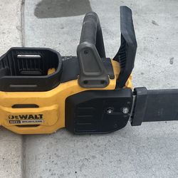 Dewalt Brushless 60V Chainsaw 16 In 