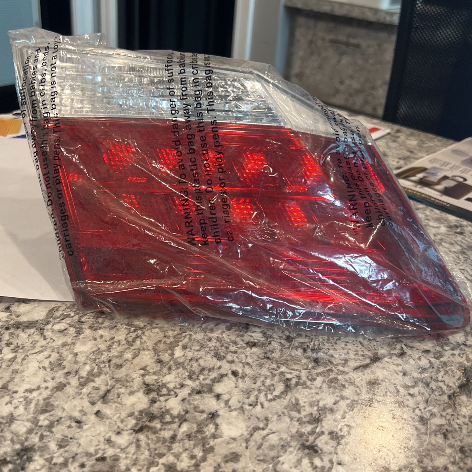 17 Honda Accord Sedan Tail Light