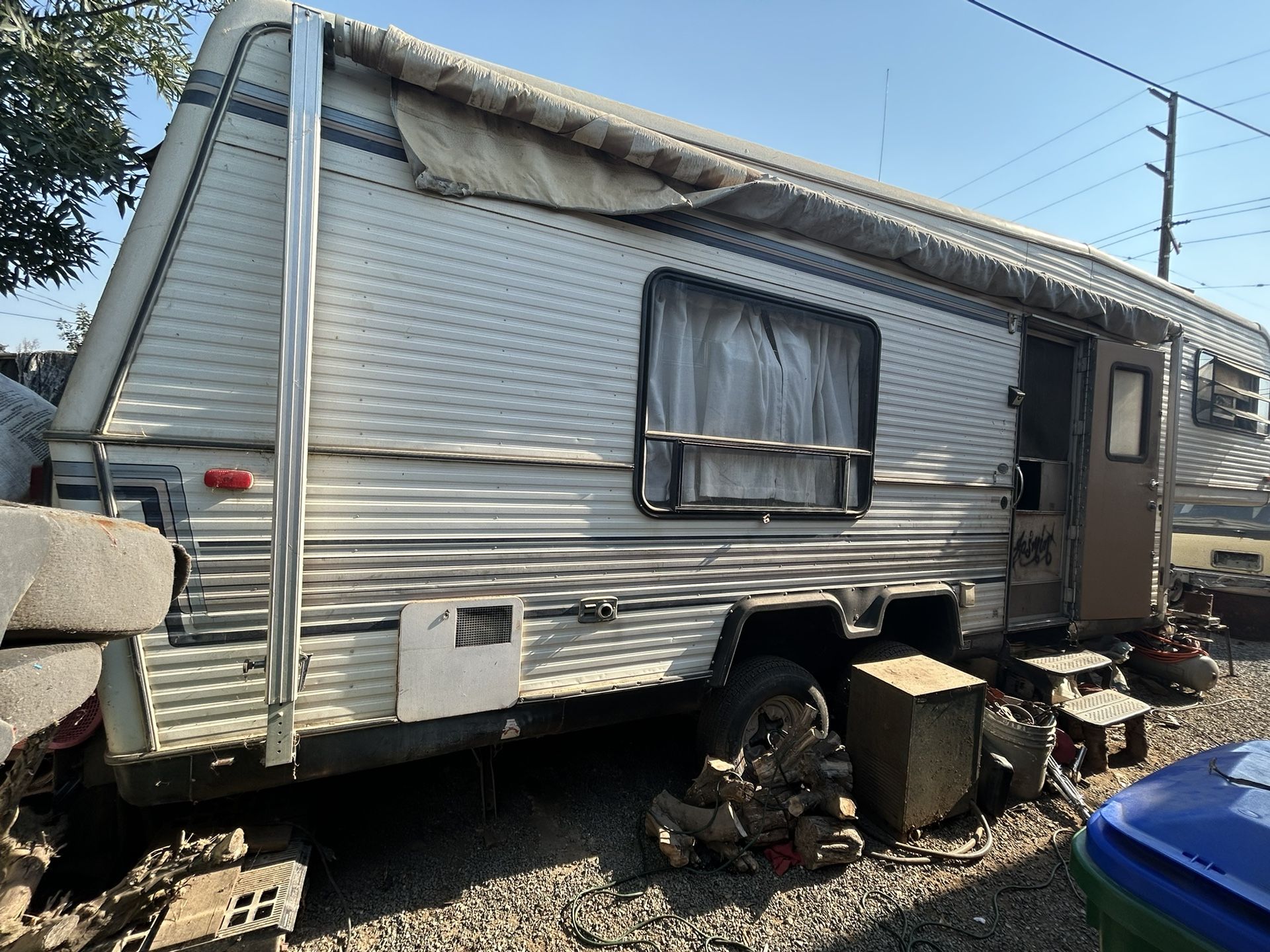 Fifth Wheel Trailer For Sale