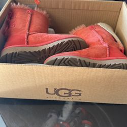 Gently Used UGG Boots, Size 11 Usa