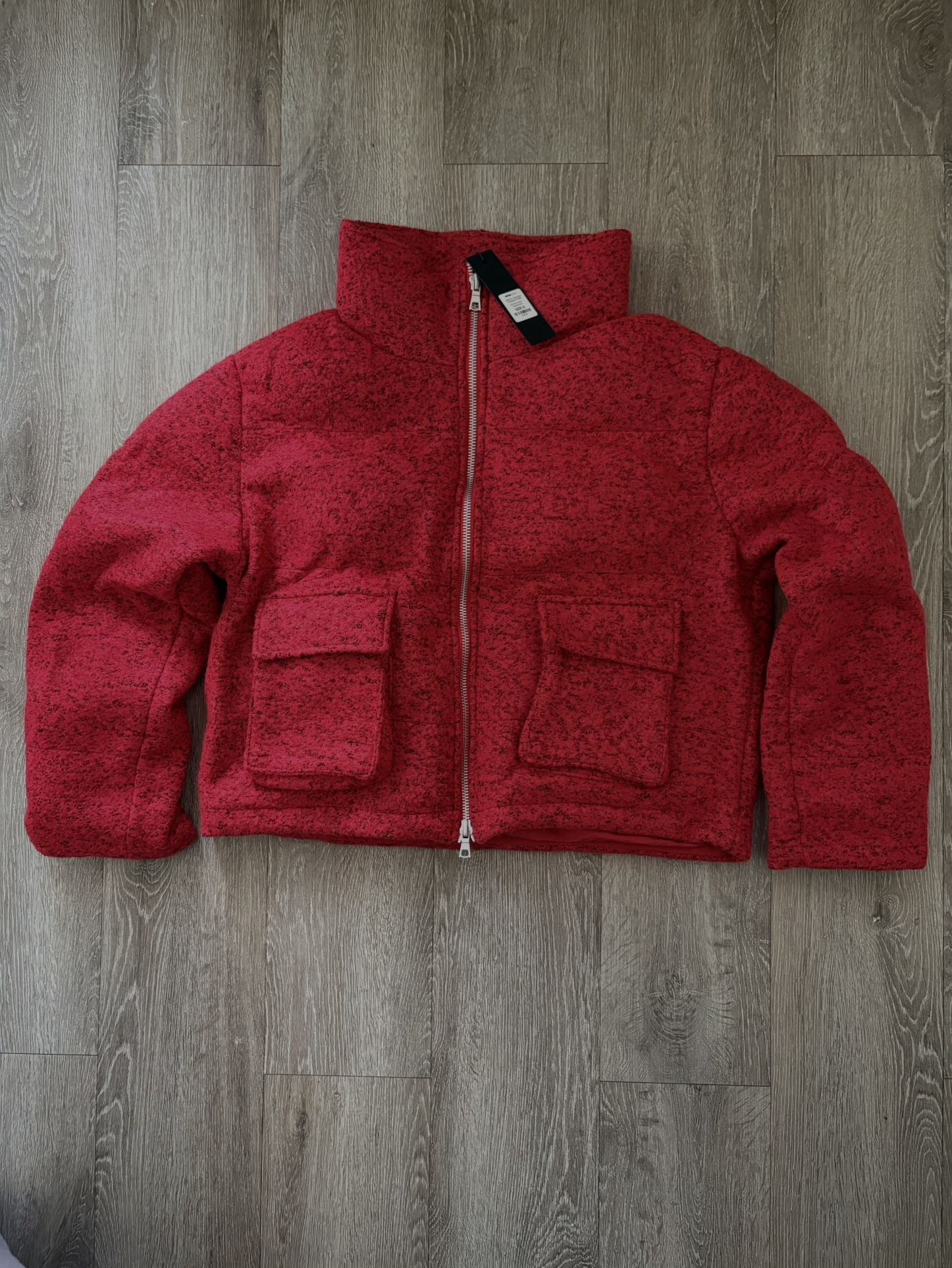 Hallron Textured Cropped Puffer Red/combo sz: small