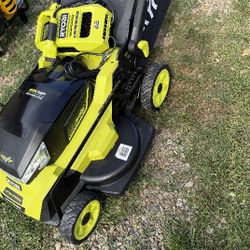 RYOBI
80V HP Brushless Battery Cordless Electric 30 in. Multi-Blade Lawn Mower with Battery and Charger