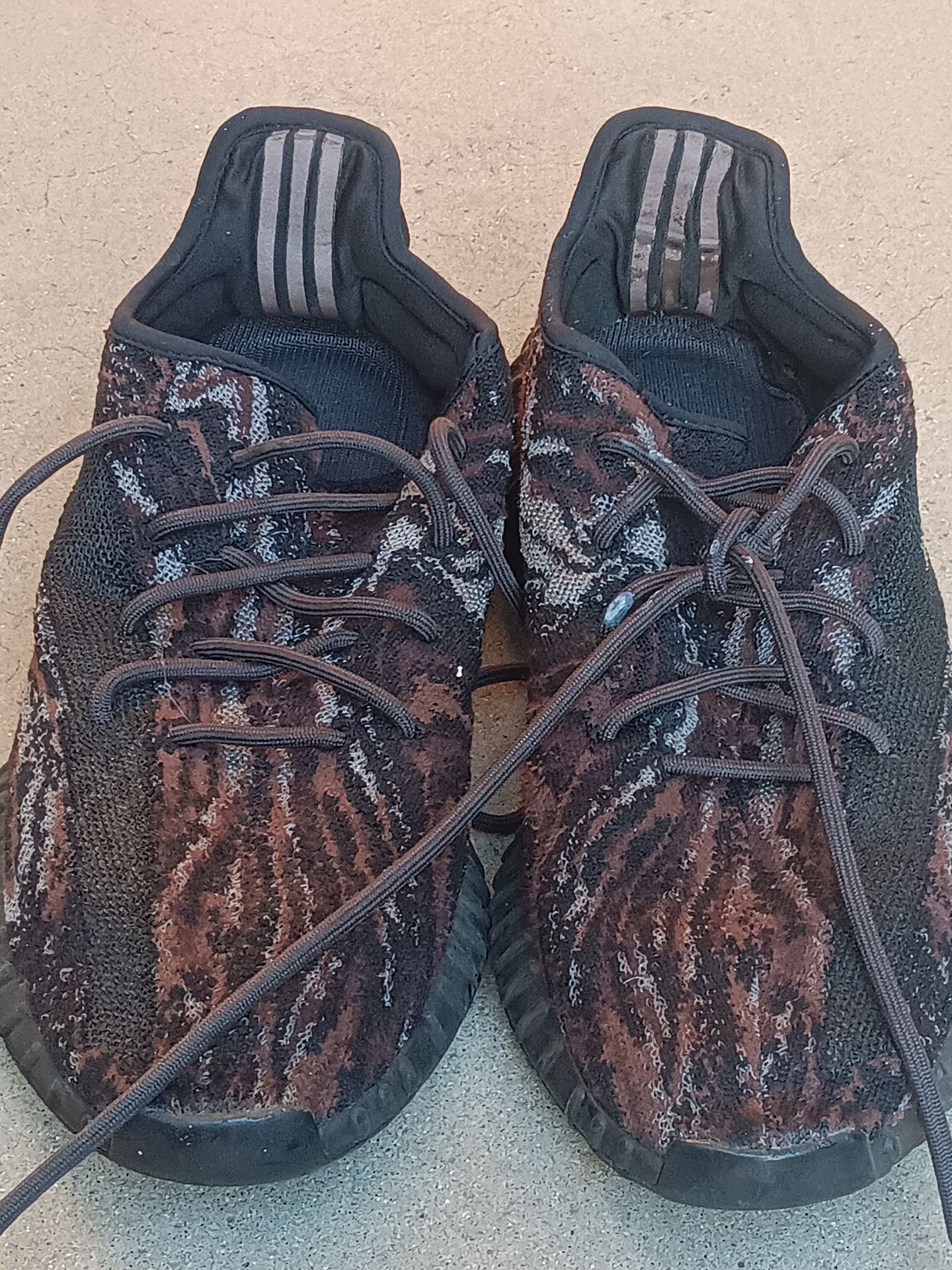 !! Men's Shoes Adidas Boost Size 11