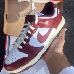 Nike Dunk Low Team Red 7.5w, 8.5w & 13w/11.5 Mens