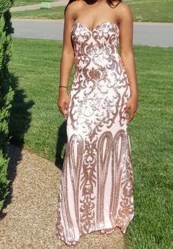 Prom dress $100 size medium