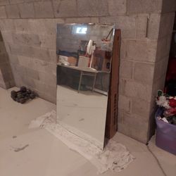 Vintage Mirrow 3 By 5