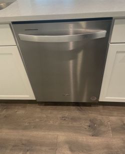 Whirlpool dishwasher