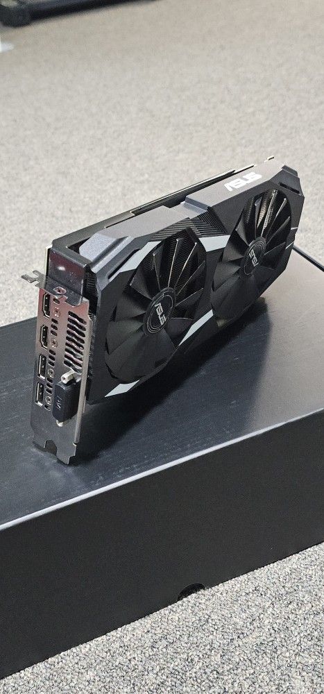 Asus Dual RX580 4GB